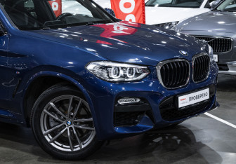 Подержанный автомобиль BMW X3 2018 года (5 фото)