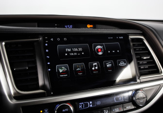 Подержанный автомобиль Toyota Highlander 2014 года (13 фото)