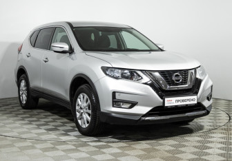 Подержанный автомобиль Nissan X-Trail 2021 года (3 фото)