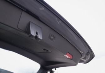 Подержанный автомобиль Porsche Cayenne 2018 года (19 фото)