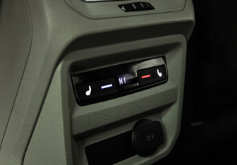 Подержанный автомобиль Volkswagen Tiguan 2017 года (19 фото)