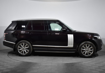 Подержанный автомобиль Land Rover Range Rover 2015 года (4 фото)