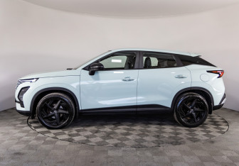 Подержанный автомобиль Omoda C5 2023 года (8 фото)