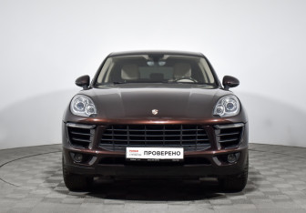 Подержанный автомобиль Porsche Macan 2014 года (2 фото)