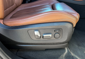 Подержанный автомобиль BMW X5 2019 года (17 фото)