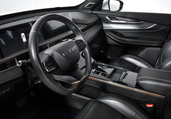 Подержанный автомобиль Exeed LX 2024 года (9 фото)