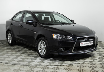 Подержанный автомобиль Mitsubishi Lancer Sedan 2012 года (3 фото)
