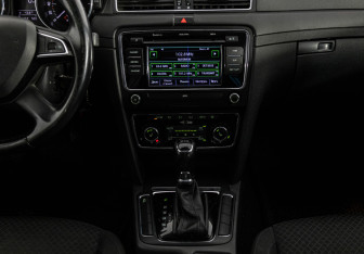 Подержанный автомобиль Skoda Superb Liftback 2014 года (13 фото)