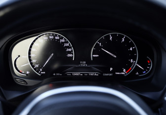 Подержанный автомобиль BMW X4 2018 года (14 фото)