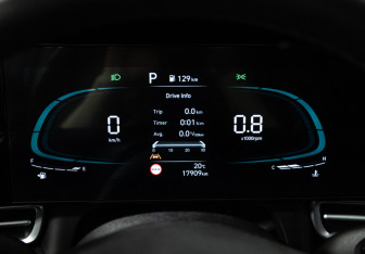 Подержанный автомобиль Hyundai Elantra Sedan 2024 года (12 фото)