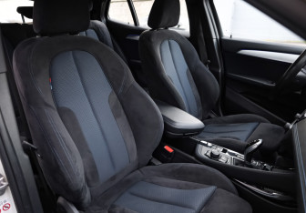 Подержанный автомобиль BMW X2 2019 года (22 фото)