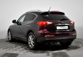 Подержанный автомобиль Infiniti EX 2008 года (6 фото)