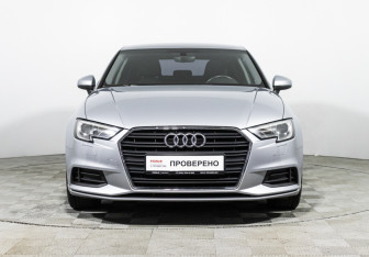Подержанный автомобиль Audi A3 Sedan 2019 года (2 фото)