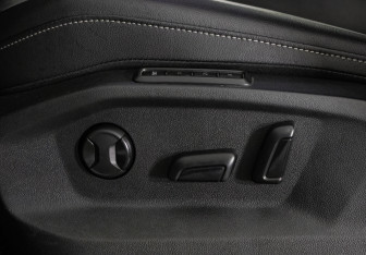 Подержанный автомобиль Volkswagen Tiguan 2021 года (31 фото)