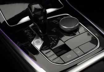 Подержанный автомобиль BMW X5 2019 года (22 фото)