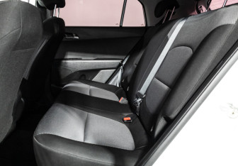 Подержанный автомобиль Hyundai Creta 2017 года (10 фото)