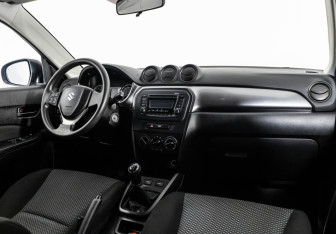 Подержанный автомобиль Suzuki Vitara 2019 года (9 фото)