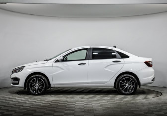 Подержанный автомобиль LADA (ВАЗ) Vesta Sedan 2023 года (8 фото)