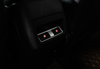 Подержанный автомобиль Subaru Forester Suv 2017 года (21 фото)