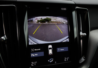 Подержанный автомобиль Volvo XC60 2018 года (16 фото)