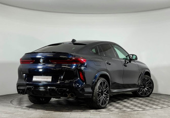Подержанный автомобиль BMW X6 M 2020 года (2 фото)
