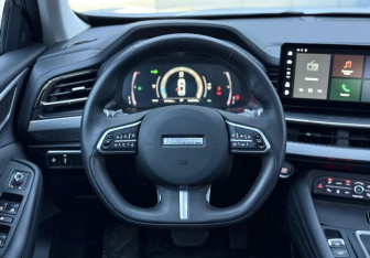Подержанный автомобиль Haval F7 2024 года (13 фото)