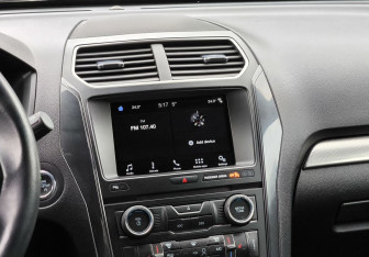 Подержанный автомобиль Ford Explorer 2018 года (21 фото)
