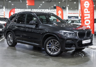 Подержанный автомобиль BMW X3 2021 года (5 фото)