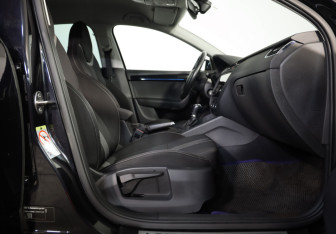 Подержанный автомобиль Skoda Octavia Liftback 2018 года (19 фото)