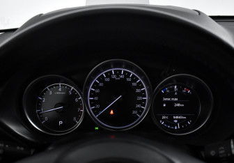 Подержанный автомобиль Mazda CX-5 2021 года (20 фото)
