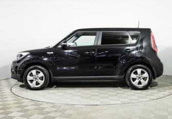 Подержанный автомобиль Kia Soul 2017 года (8 фото)