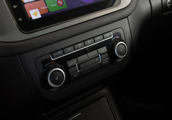 Подержанный автомобиль Volkswagen Tiguan 2010 года (14 фото)