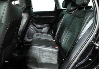 Подержанный автомобиль Skoda Karoq 2020 года (10 фото)