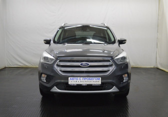 Подержанный автомобиль Ford Kuga 2017 года (2 фото)