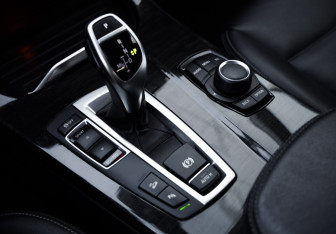 Подержанный автомобиль BMW X4 2014 года (17 фото)