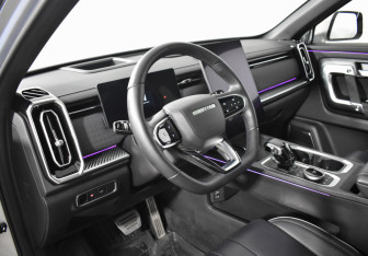 Подержанный автомобиль Jaecoo J7 2024 года (9 фото)