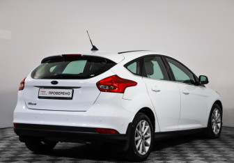 Подержанный автомобиль Ford Focus Hatchback 2019 года (5 фото)