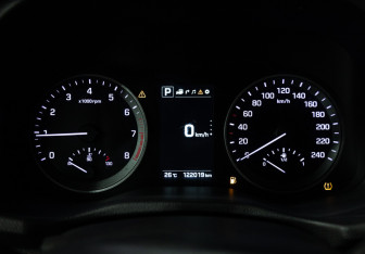 Подержанный автомобиль Hyundai Tucson 2017 года (12 фото)