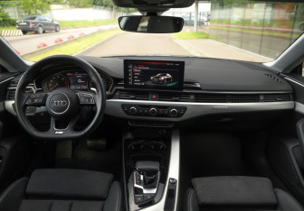 Подержанный автомобиль Audi A5 Liftback 2021 года (11 фото)