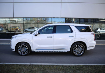 Подержанный автомобиль Hyundai Palisade 2022 года (7 фото)