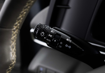 Подержанный автомобиль Hyundai Elantra Sedan 2021 года (13 фото)