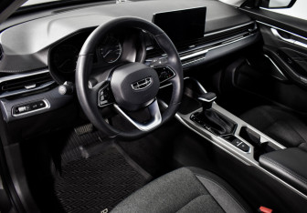 Подержанный автомобиль Geely Emgrand 2024 года (9 фото)