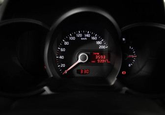Подержанный автомобиль Kia Picanto 2013 года (11 фото)