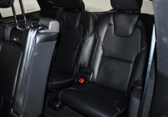 Подержанный автомобиль Volvo XC90 2017 года (15 фото)