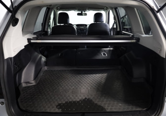 Подержанный автомобиль Subaru Forester Suv 2013 года (27 фото)