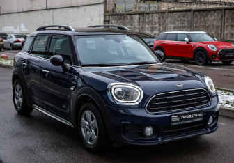 Подержанный автомобиль MINI Countryman 2018 года (4 фото)