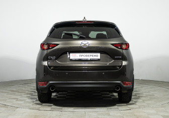Подержанный автомобиль Mazda CX-5 2021 года (6 фото)
