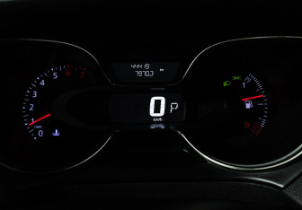 Подержанный автомобиль Renault Kaptur 2017 года (12 фото)