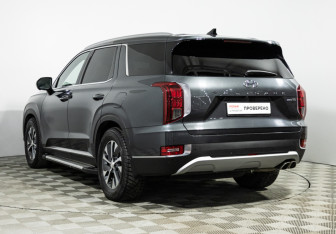 Подержанный автомобиль Hyundai Palisade 2021 года (7 фото)