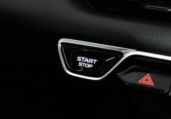 Подержанный автомобиль Geely Coolray 2024 года (20 фото)